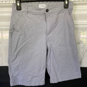 Old Navy light grey  Sz 14 boys 9 in shorts. Adjustable internal waistband.EUC